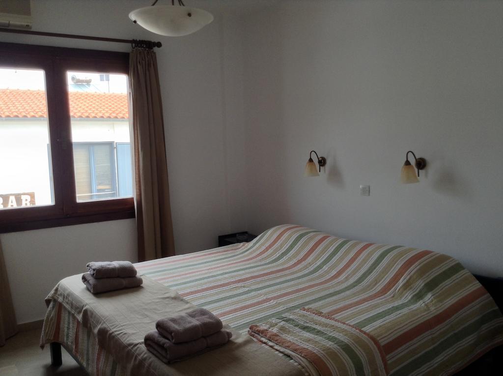 Mouria Hotel Skiathos Town Exterior foto